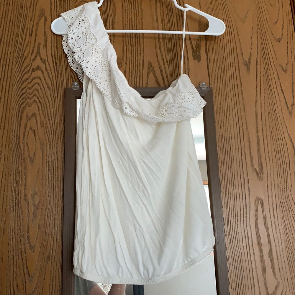 One shoulder lace tank top